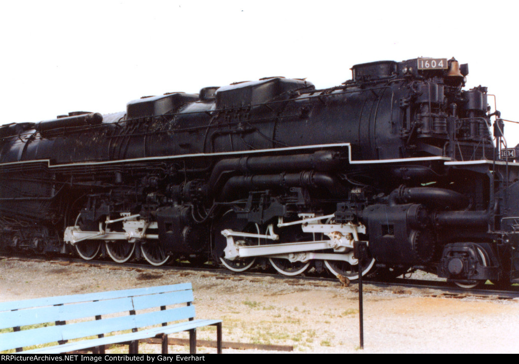 CO 2-6-6-6 #1604 - Chesapeake & Ohio